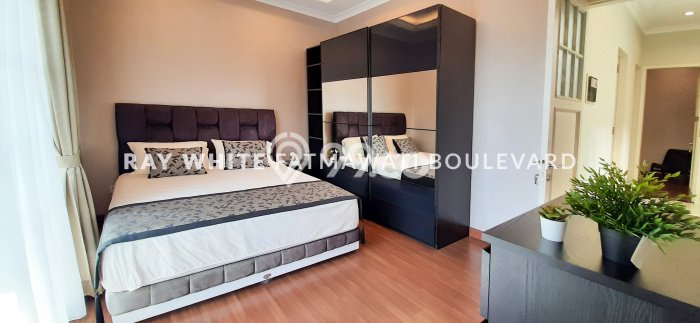 PROMO SPESIAL! Jual Rumah Berkualitas di Cilandak, Jakarta Selatan, Luas Tanah 110m² LB 210m² PROMO SPESIAL! Jual Rumah Berkualitas di Cilandak, Jakarta Selatan, Luas Tanah 110m² LB 210m²