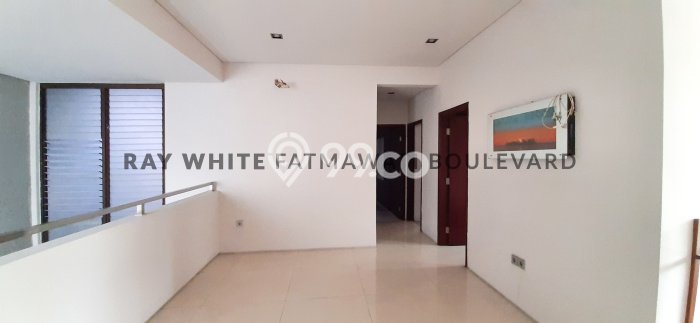 Rumah kawasan Cilandak, Siap Huni, 3 KM, Akses Cilandak, Jakarta Selatan, Jakarta Selatan, Luas 183m² Bangunan 275m² Rumah kawasan Cilandak, Siap Huni, 3 KM, Akses Cilandak, Jakarta Selatan, Jakarta Selatan, Luas 183m² Bangunan 275m²