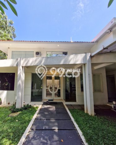 Dijual Rumah Elit Exclusive di Kebayoran Baru, Jakarta Selatan Dijual Rumah Elit Exclusive di Kebayoran Baru, Jakarta Selatan
