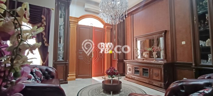 Dijual Hunian Mewah dengan Fasilitas Sekitar Komplit di Kebayoran Baru, Jakarta Selatan Dijual Hunian Mewah dengan Fasilitas Sekitar Komplit di Kebayoran Baru, Jakarta Selatan