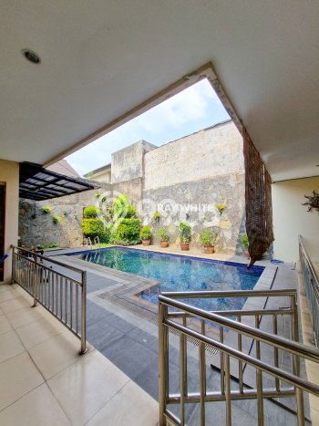 Rumah Luxury Modern Tanpa Renovasi di Pondok Labu Jakarta Selatan Rumah Luxury Modern Tanpa Renovasi di Pondok Labu Jakarta Selatan