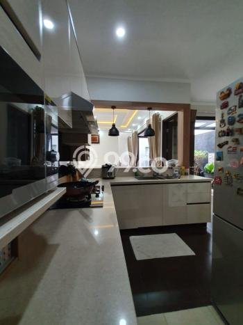 Rumah Luxury Modern Siap Huni di Bintaro Tangerang Selatan Rumah Luxury Modern Siap Huni di Bintaro Tangerang Selatan
