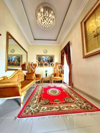 Rumah Mewah LB 400m2 Siap Huni Desain Elegan di Sektor 9-Bintaro, Tangerang Selatan Rumah Mewah LB 400m2 Siap Huni Desain Elegan di Sektor 9-Bintaro, Tangerang Selatan