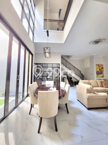 Rumah Elit LB 385m2 Siap Huni Desain Elegan di Bintaro, Tangerang Selatan Rumah Elit LB 385m2 Siap Huni Desain Elegan di Bintaro, Tangerang Selatan