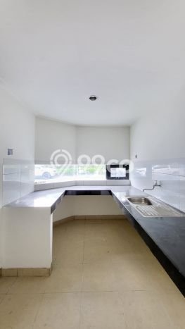 Rumah Mewah LB 240m2 Siap Pakai Desain Elegan di Bintaro, Tangerang Selatan Rumah Mewah LB 240m2 Siap Pakai Desain Elegan di Bintaro, Tangerang Selatan