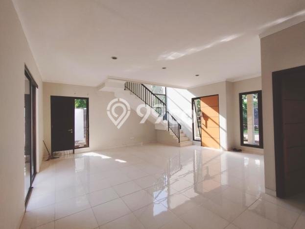 Rumah Mewah LB 200m2 Siap Huni Desain Elegan di Bintaro, Tangerang Selatan Rumah Mewah LB 200m2 Siap Huni Desain Elegan di Bintaro, Tangerang Selatan