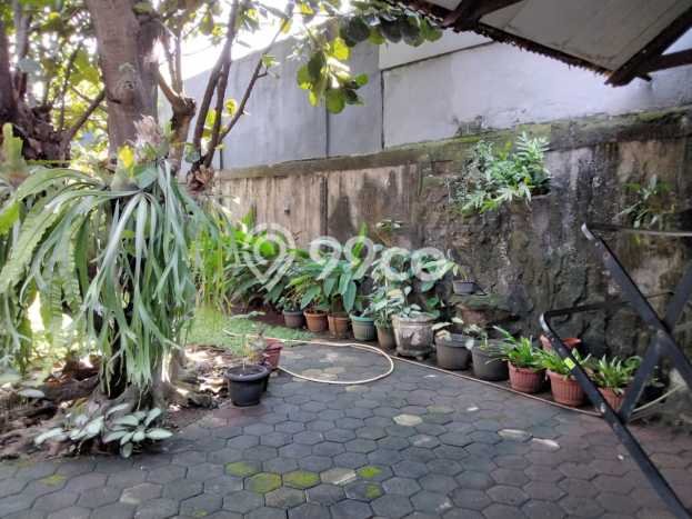 Rumah Mewah LB 160m2 Siap Pakai Desain Elegan di Bintaro, Jakarta Selatan Rumah Mewah LB 160m2 Siap Pakai Desain Elegan di Bintaro, Jakarta Selatan