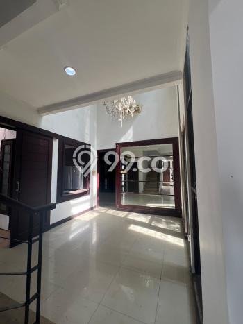 Dijual Rumah Mewah Megah Dengan View Cantik di Sektor 9-Bintaro, Tangerang Selatan Dijual Rumah Mewah Megah Dengan View Cantik di Sektor 9-Bintaro, Tangerang Selatan
