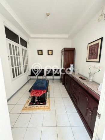Hunian Nyaman Asri 4 KT Siap Huni di Bintaro Tangerang Selatan Hunian Nyaman Asri 4 KT Siap Huni di Bintaro Tangerang Selatan