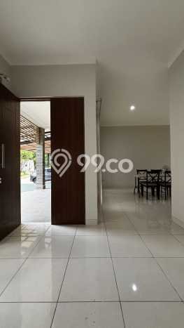 Rumah Luxury Modern Tanpa Renovasi di Sektor 9-Bintaro Tangerang Selatan Rumah Luxury Modern Tanpa Renovasi di Sektor 9-Bintaro Tangerang Selatan