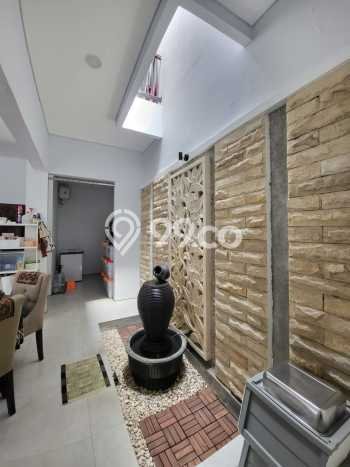 Rumah Mewah LB 160m2 Siap Huni Desain Elegan di Sektor 9-Bintaro, Tangerang Selatan Rumah Mewah LB 160m2 Siap Huni Desain Elegan di Sektor 9-Bintaro, Tangerang Selatan