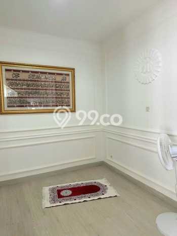 Hunian Mewah LB 250m2 Siap Huni Desain Elegan di Bintaro, Tangerang Selatan Hunian Mewah LB 250m2 Siap Huni Desain Elegan di Bintaro, Tangerang Selatan