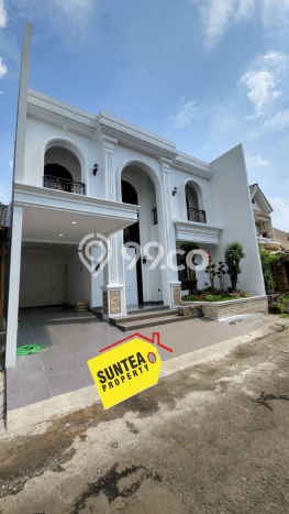 Rumah Elit Modern Tanpa Renovasi di Bintaro Tangerang Selatan Rumah Elit Modern Tanpa Renovasi di Bintaro Tangerang Selatan