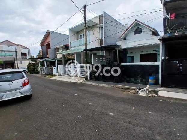 Jual Rumah Eksklusif 3 KT di Bintaro, Tangerang Selatan Jual Rumah Eksklusif 3 KT di Bintaro, Tangerang Selatan