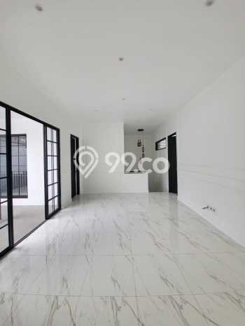 Hunian Elit LB 159m2 Siap Huni Desain Elegan di Sektor 9-Bintaro, Tangerang Selatan Hunian Elit LB 159m2 Siap Huni Desain Elegan di Sektor 9-Bintaro, Tangerang Selatan