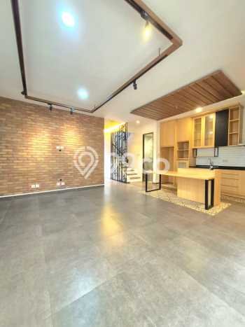 Rumah Elit Modern Tanpa Renovasi di Bintaro Tangerang Selatan Rumah Elit Modern Tanpa Renovasi di Bintaro Tangerang Selatan