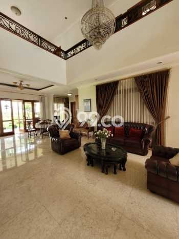 Dijual Rumah Luas Elegan Dengan View Eksklusif di Bintaro, Tangerang Selatan Dijual Rumah Luas Elegan Dengan View Eksklusif di Bintaro, Tangerang Selatan