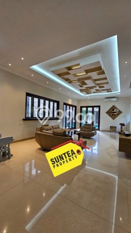 Dijual Rumah Mewah Megah Dengan View Eksklusif di Bintaro, Tangerang Selatan Dijual Rumah Mewah Megah Dengan View Eksklusif di Bintaro, Tangerang Selatan
