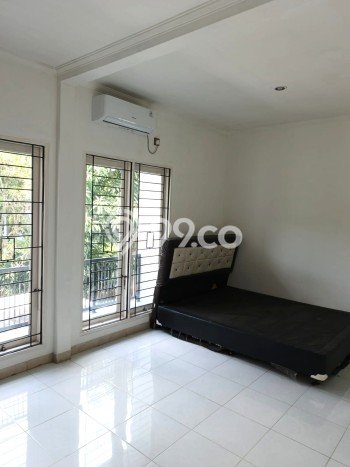 Rumah Sewa Tangerang Selatan LT 80m2 LB 100m2 Area Bintaro Rumah Sewa Tangerang Selatan LT 80m2 LB 100m2 Area Bintaro