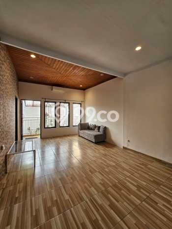 Dijual Rumah Mewah Elegan Dengan View Cantik di Bintaro, Tangerang Selatan Dijual Rumah Mewah Elegan Dengan View Cantik di Bintaro, Tangerang Selatan