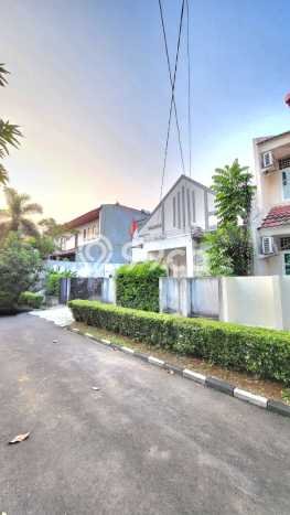 Hunian Nyaman Asri 3 KT Siap Pakai di Bintaro Tangerang Selatan Hunian Nyaman Asri 3 KT Siap Pakai di Bintaro Tangerang Selatan