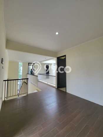 Jual Rumah Luas Elegan Dengan View Eksklusif di Bintaro, Tangerang Selatan Jual Rumah Luas Elegan Dengan View Eksklusif di Bintaro, Tangerang Selatan