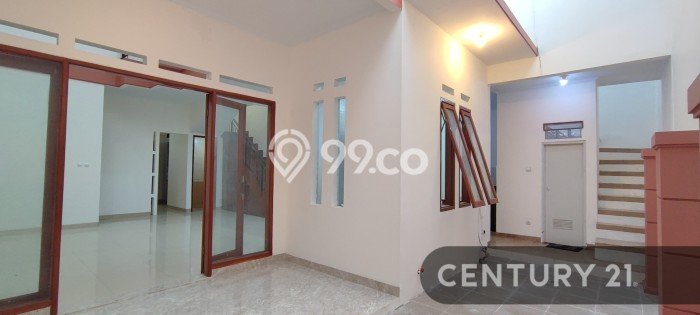 Rumah 4 KT 4 KM di Kawasan Taman Kopo Indah, Bandung Rumah 4 KT 4 KM di Kawasan Taman Kopo Indah, Bandung