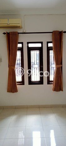Rumah sewa siap pakai 2 Kamar Tidur di Taman Kopo Indah, Bandung Rumah sewa siap pakai 2 Kamar Tidur di Taman Kopo Indah, Bandung