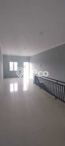 Ruko Dijual di Jakarta Barat LT 120m2 & LB 300m2 Lokasi Terbaik! Ruko Dijual di Jakarta Barat LT 120m2 & LB 300m2 Lokasi Terbaik!