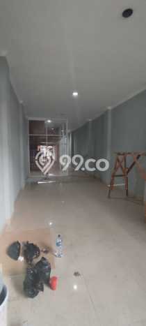 Ruko Dijual di Jakarta Barat LT 120m2 & LB 300m2 Lokasi Terbaik! Ruko Dijual di Jakarta Barat LT 120m2 & LB 300m2 Lokasi Terbaik!