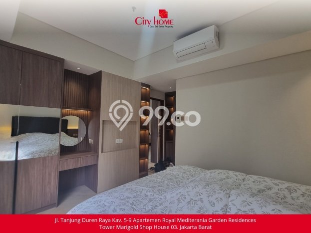 Hunian Apartemen Eksklusif untuk Dijual di Jakarta Barat dengan 3 BR & 2 Kamar Mandi Hunian Apartemen Eksklusif untuk Dijual di Jakarta Barat dengan 3 BR & 2 Kamar Mandi