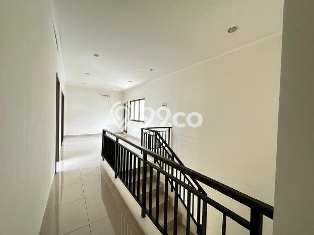 Hunian Elit LB 167m2 Siap Huni Desain Elegan di Gede Bage, Bandung Hunian Elit LB 167m2 Siap Huni Desain Elegan di Gede Bage, Bandung