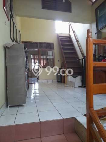 Dijual Rumah 5 Kamar Lokasi Ideal Nyaman dan Strategis di Antapani Dijual Rumah 5 Kamar Lokasi Ideal Nyaman dan Strategis di Antapani