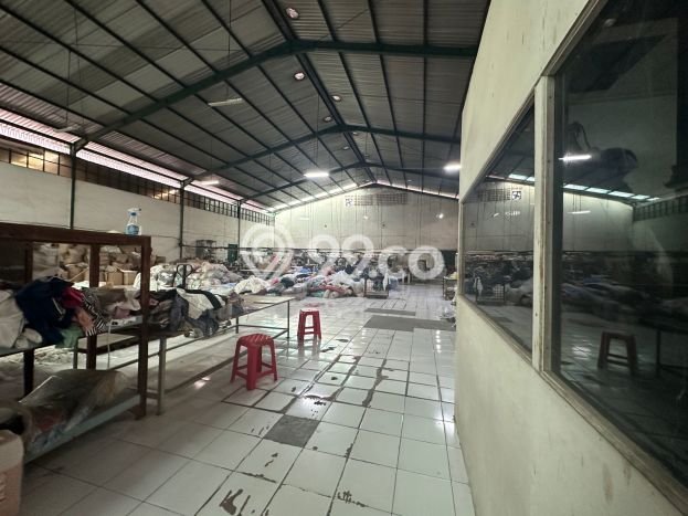 Untuk Dijual! Gudang di Kopo Bandung LT 2225m2 / LB 1800m2 Kawasan Bisnis Untuk Dijual! Gudang di Kopo Bandung LT 2225m2 / LB 1800m2 Kawasan Bisnis