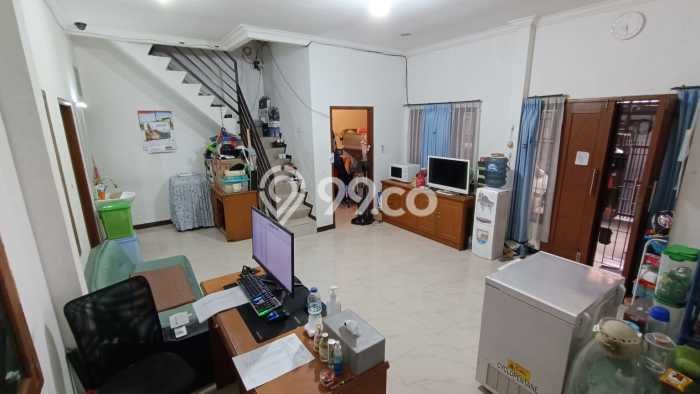 Rumah Modern 6 KT di Leuwi Panjang Bandung Full Furnished Rumah Modern 6 KT di Leuwi Panjang Bandung Full Furnished