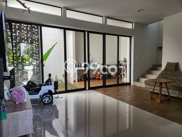 Rumah Modern 4 KT LT 105m2 di Summarecon Bandung Rumah Modern 4 KT LT 105m2 di Summarecon Bandung