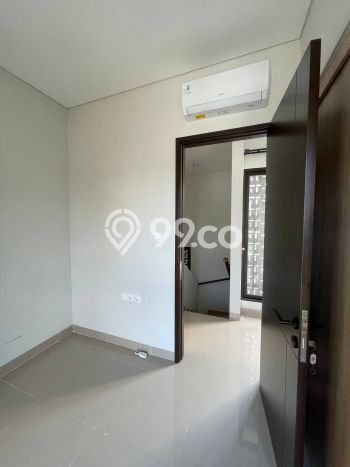 Disewakan segera hunian minimalis strategis 3 Kamar di Gedebage, Bandung Disewakan segera hunian minimalis strategis 3 Kamar di Gedebage, Bandung