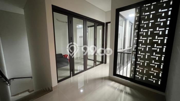 Jual Rumah Mewah Megah Dengan View Eksklusif di Summarecon Bandung, Bandung Jual Rumah Mewah Megah Dengan View Eksklusif di Summarecon Bandung, Bandung