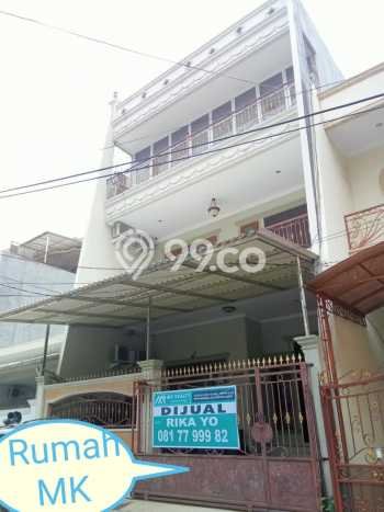 Ready to Use! Premium House LT 120m2 Desain Elegan di Muara Karang Ready to Use! Premium House LT 120m2 Desain Elegan di Muara Karang