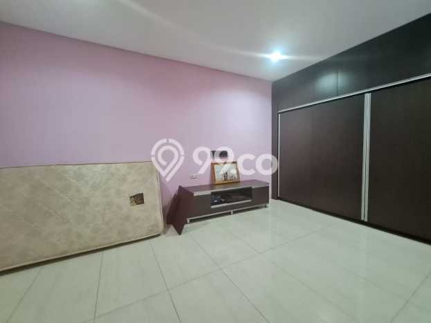 For Sale! Premium House LT 200m2 Desain Elegan di Taman Grisenda For Sale! Premium House LT 200m2 Desain Elegan di Taman Grisenda