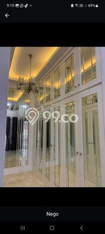 Rumah Mewah LB 450m2 Siap Pakai Desain Elegan di Kalideres, Jakarta Barat Rumah Mewah LB 450m2 Siap Pakai Desain Elegan di Kalideres, Jakarta Barat