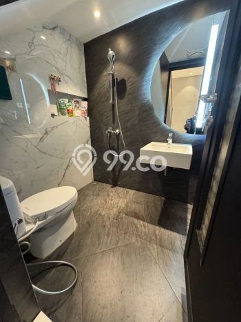 For Sale! Luxury House LT 90m2 Desain Elegan di Muara Karang For Sale! Luxury House LT 90m2 Desain Elegan di Muara Karang