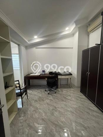 Jual Cepat Hunian Elegan Klasik di Jakarta Utara Jual Cepat Hunian Elegan Klasik di Jakarta Utara
