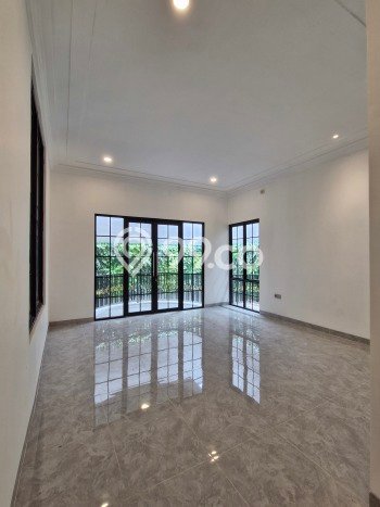 Hunian Mewah LB 7000m2 Siap Huni Desain Elegan di Tomang, Jakarta Barat Hunian Mewah LB 7000m2 Siap Huni Desain Elegan di Tomang, Jakarta Barat