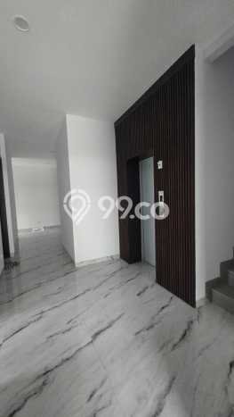 Rumah Mewah LB 500m2 Siap Huni Desain Elegan di Alam Sutera, Tangerang Rumah Mewah LB 500m2 Siap Huni Desain Elegan di Alam Sutera, Tangerang