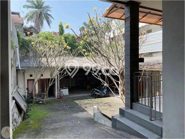 Rumah Elit Modern Tanpa Renovasi di ciumbuleuit Bandung Rumah Elit Modern Tanpa Renovasi di ciumbuleuit Bandung