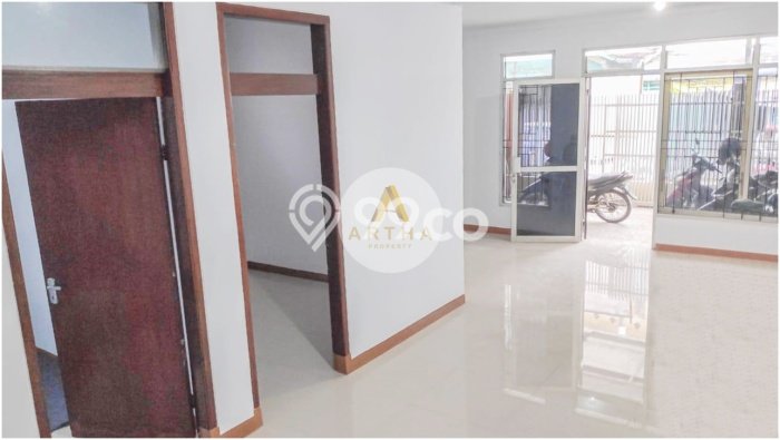 Rumah Minimalis 5 Kamar LT 168m2 di Gatot Subroto Rumah Minimalis 5 Kamar LT 168m2 di Gatot Subroto