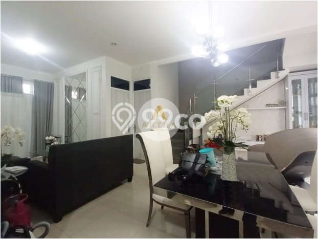 Jual Rumah Luas Elegan Dengan View Eksklusif di Turangga, Bandung Jual Rumah Luas Elegan Dengan View Eksklusif di Turangga, Bandung