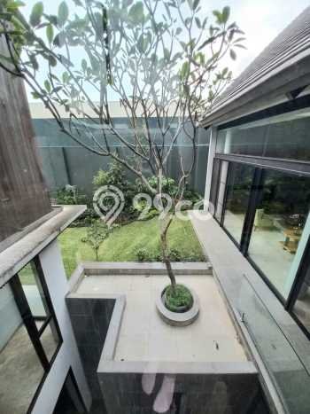 Dijual Rumah Luas Elegan Dengan View Cantik di Kota Baru Parahyangan, Bandung Dijual Rumah Luas Elegan Dengan View Cantik di Kota Baru Parahyangan, Bandung