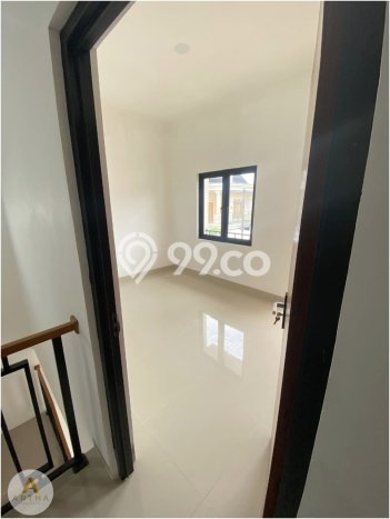 Dijual Rumah Strategis Bagus Punya 5 KT di Arcamanik Bandung SHM Dijual Rumah Strategis Bagus Punya 5 KT di Arcamanik Bandung SHM